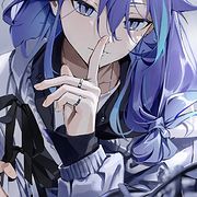 次元墻破了&hellip;25歲的Calgary小時(shí)候非常喜歡看漫畫(huà),現(xiàn)在她已經(jīng)是一名化妝師,能夠?qū)⒆约合矏?ài)的人物搬到現(xiàn)實(shí)中了!